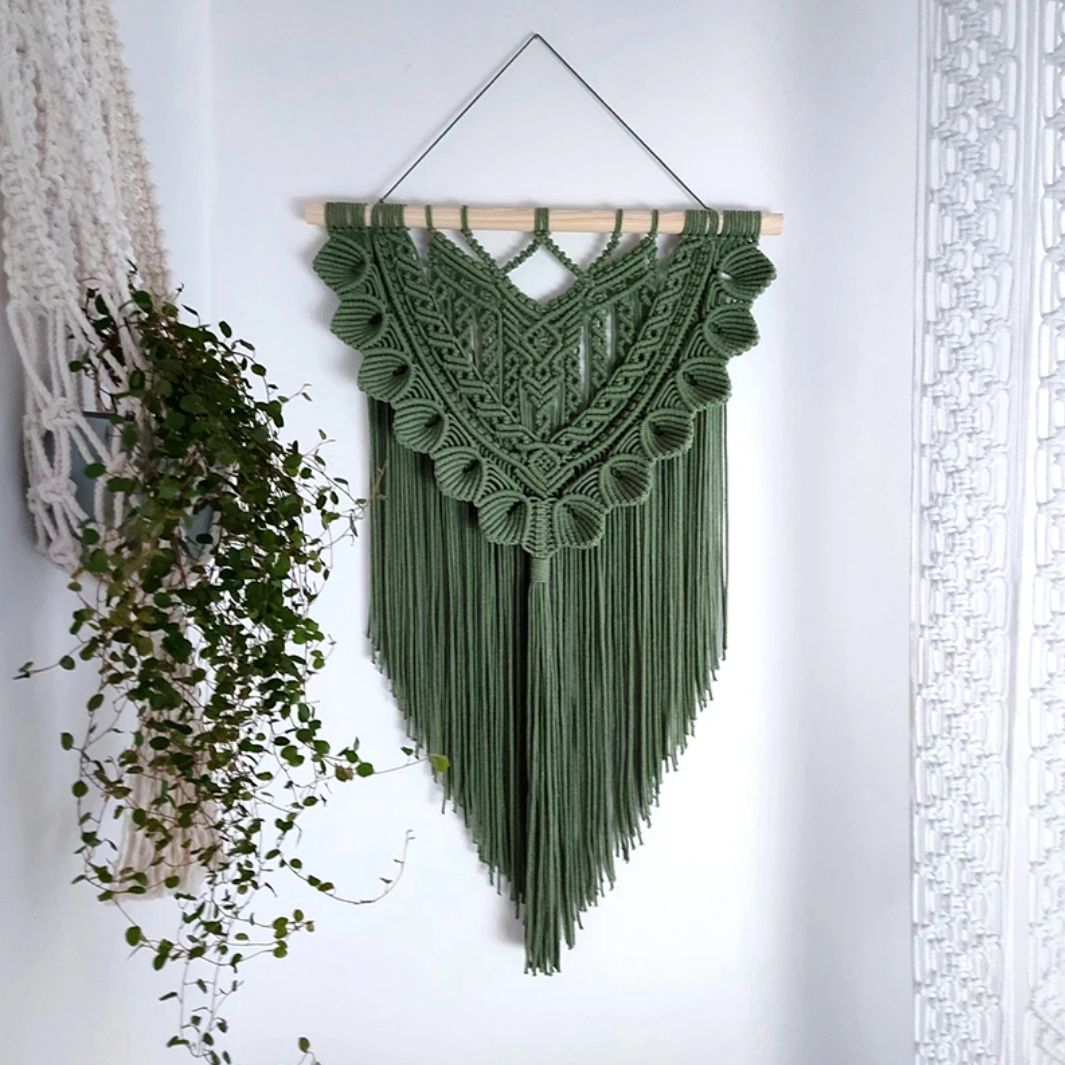 Décoration Murale Macramé Sélénia – Élégance et Artisanalité Réunie