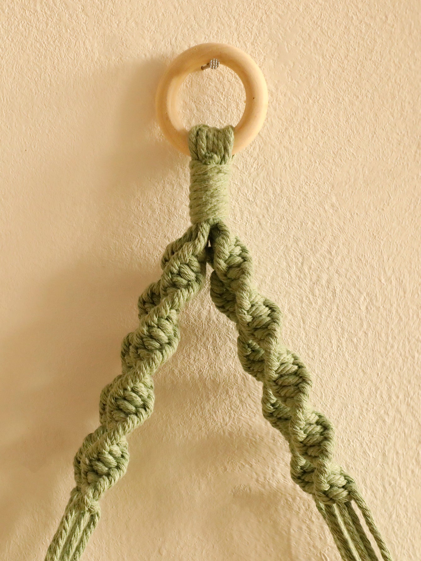 Étagère Flottante en Macramé avec Feuilles - Décoration Murale Boho Chic